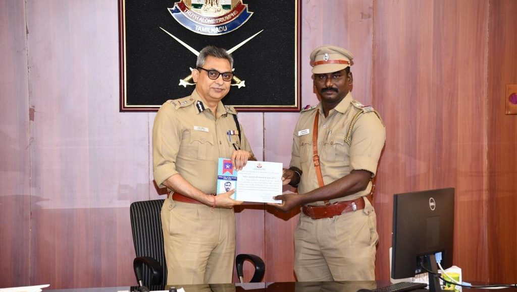 Star of The Month Award CCB- Si Tr.Logeswaran, (1)